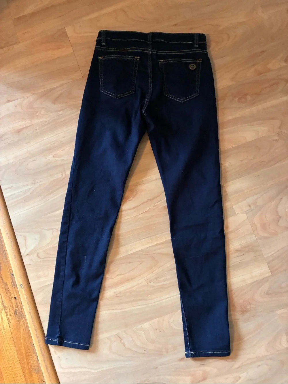 Michael Kors Women's Navy Izzy Skinny Jeans size 6
